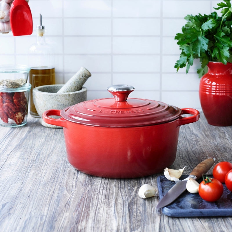 Le Creuset Signature Round Cocotte - 30cm Cerise